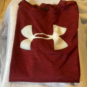 Under armor T-shirt size medium